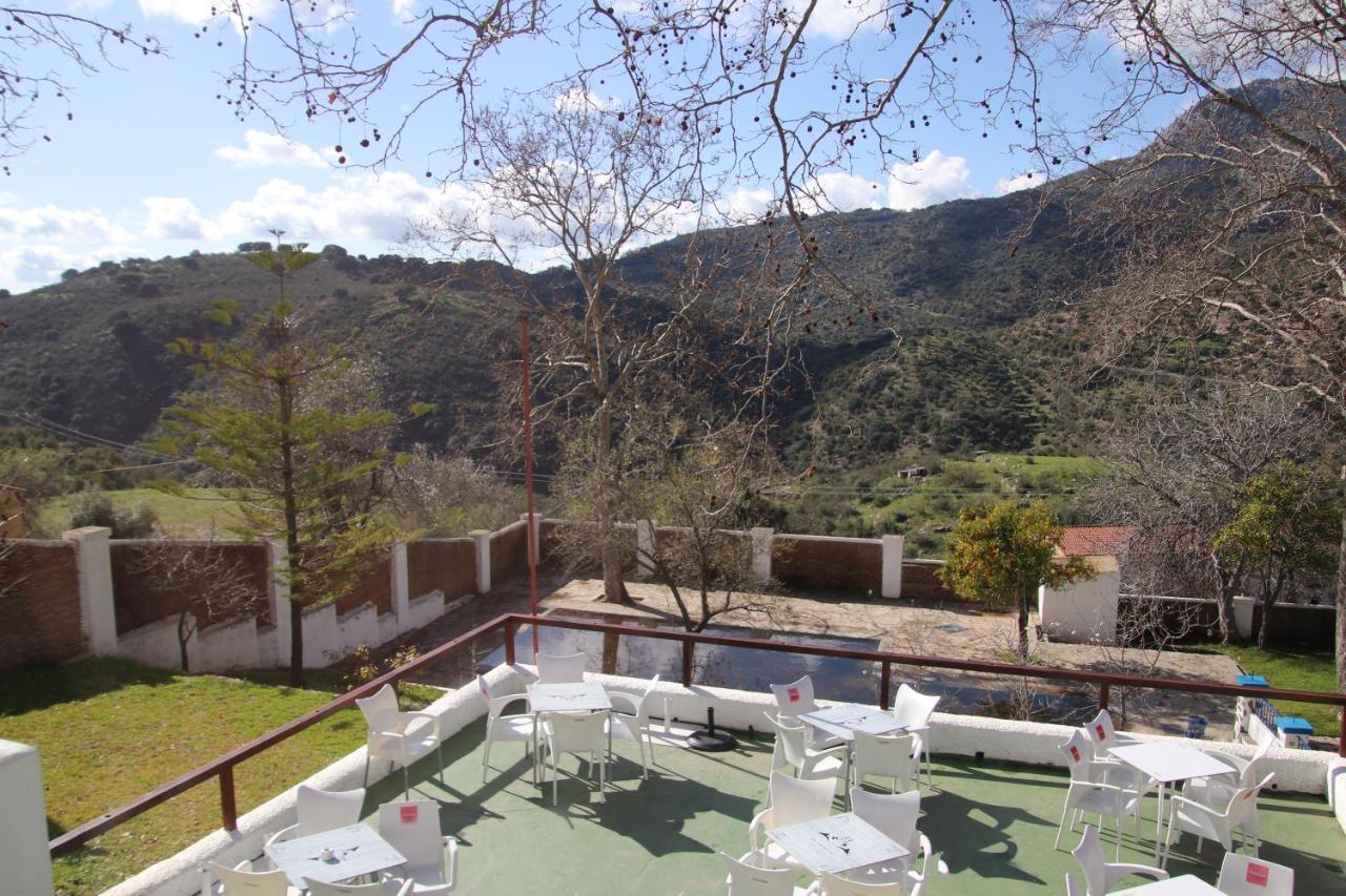 קורטס דה לה פרונטרה Hotel Rural & Restaurante Las Camaretas מראה חיצוני תמונה