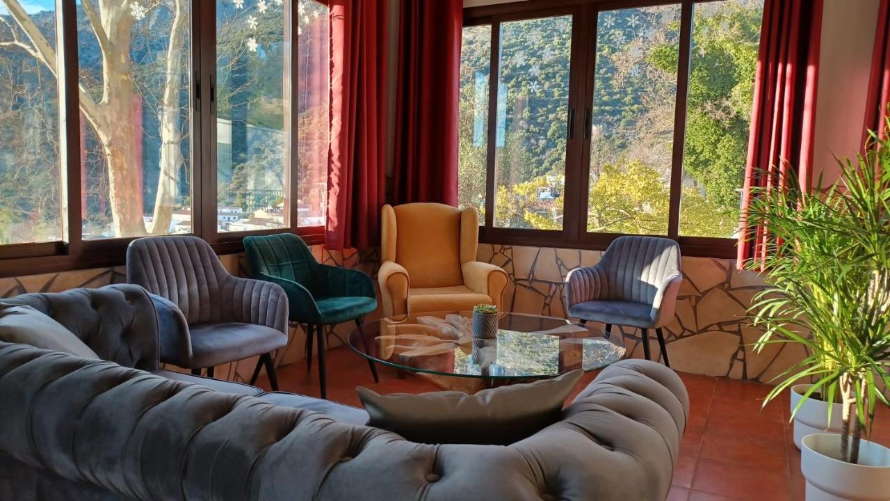 קורטס דה לה פרונטרה Hotel Rural & Restaurante Las Camaretas מראה חיצוני תמונה